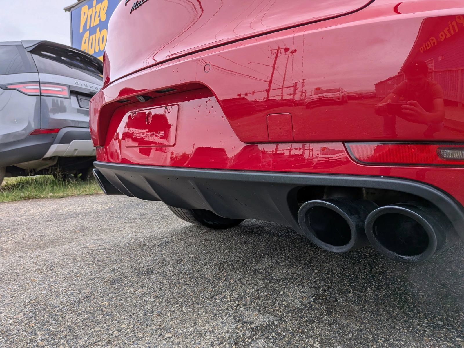 Used 2017 Porsche Macan Turbo AWD/4WD image 17