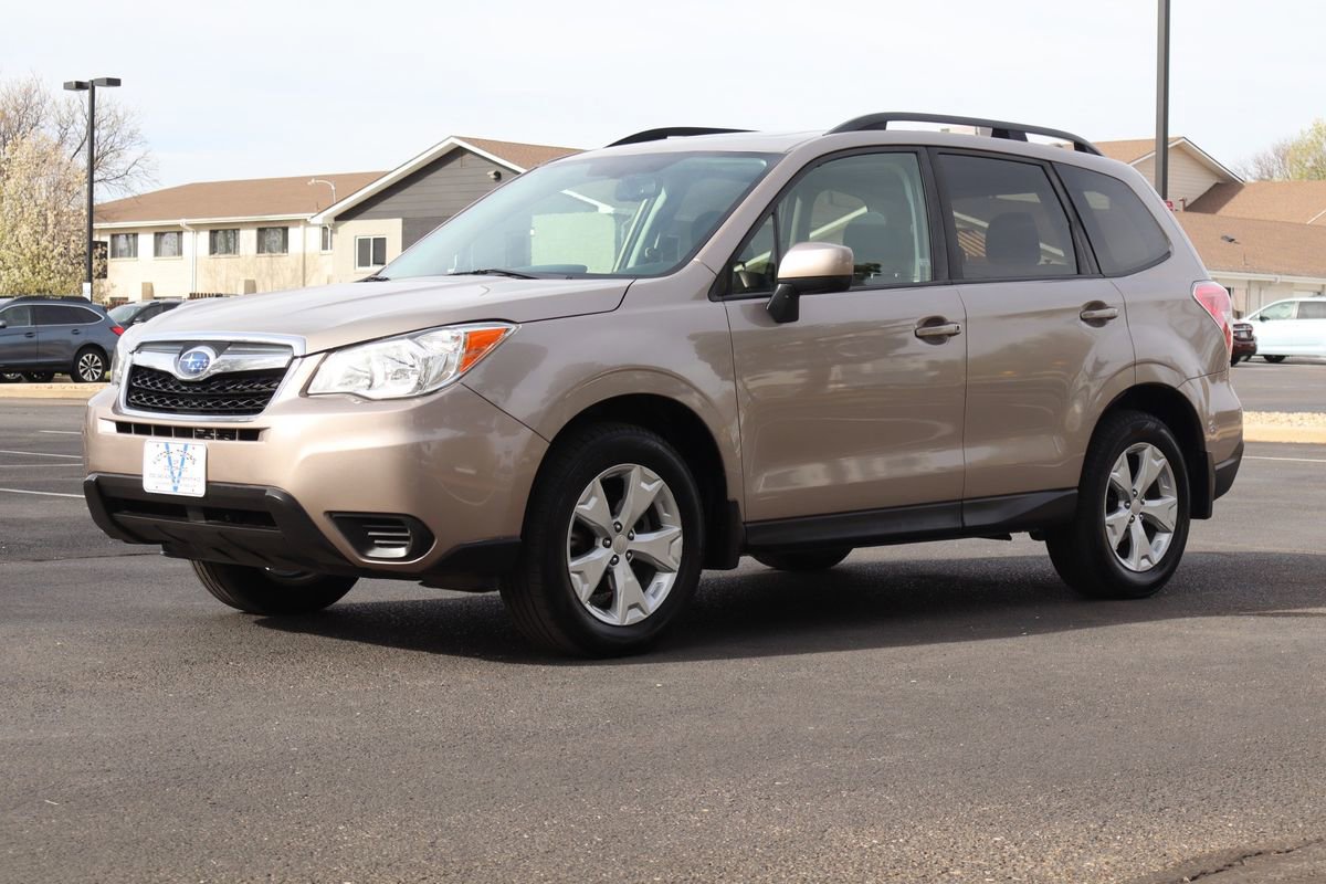 Used 2016 Subaru Forester 2.5i Premium w/ Protection Package #1 AWD/4WD image 11