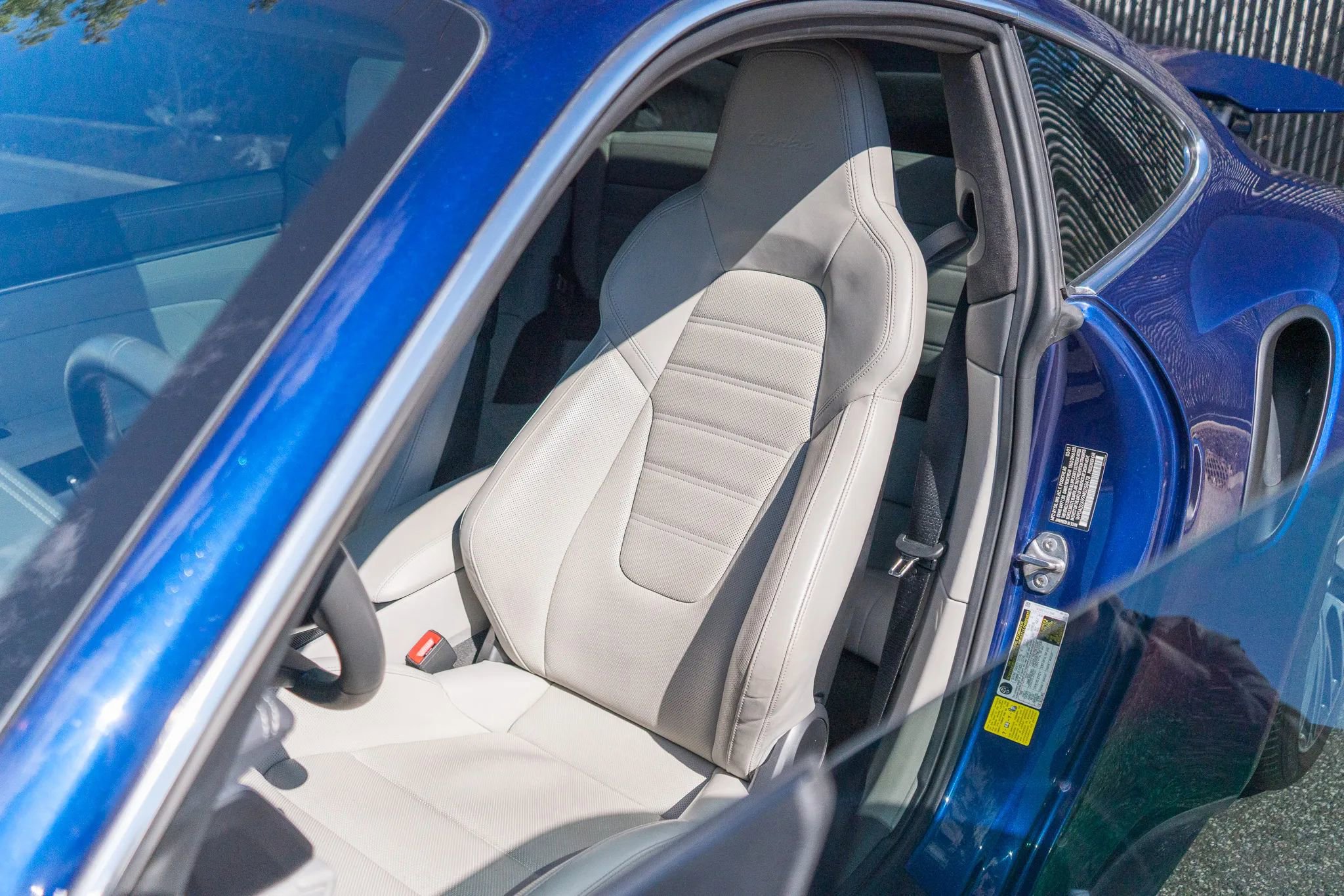 Used 2021 Porsche 911 Turbo image 45