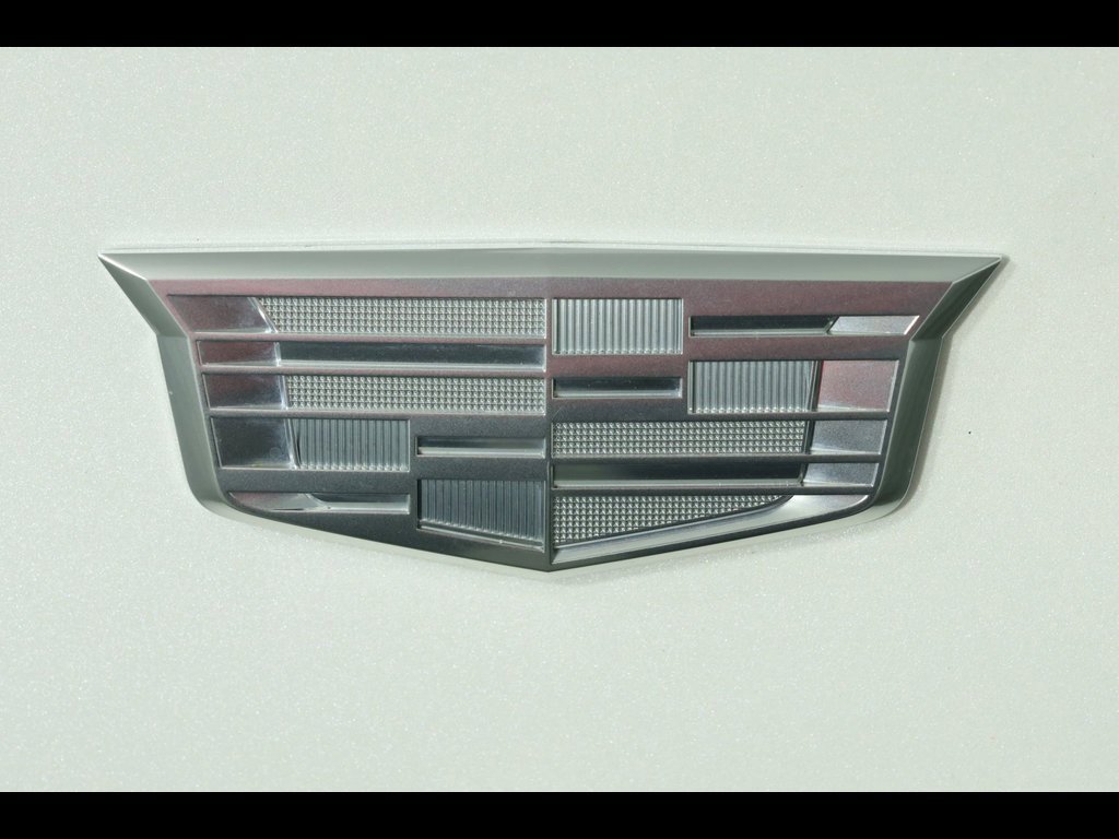 Used 2019 Cadillac XTS Luxury w/ Driver Awareness Package image 17