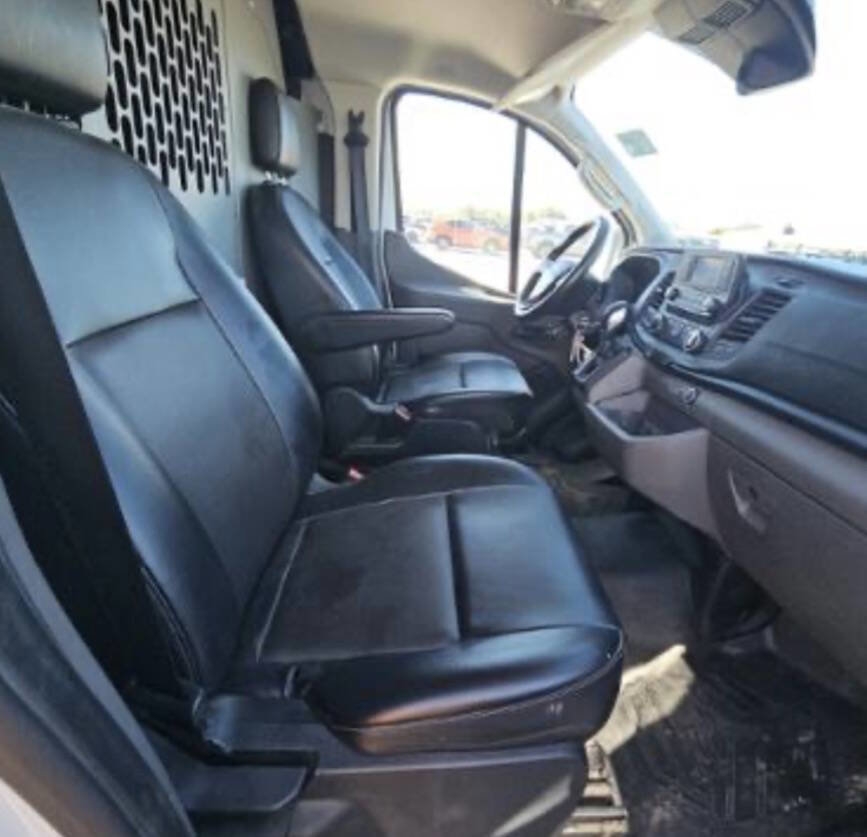 Used 2021 Ford Transit 250 Low Roof RWD image 12