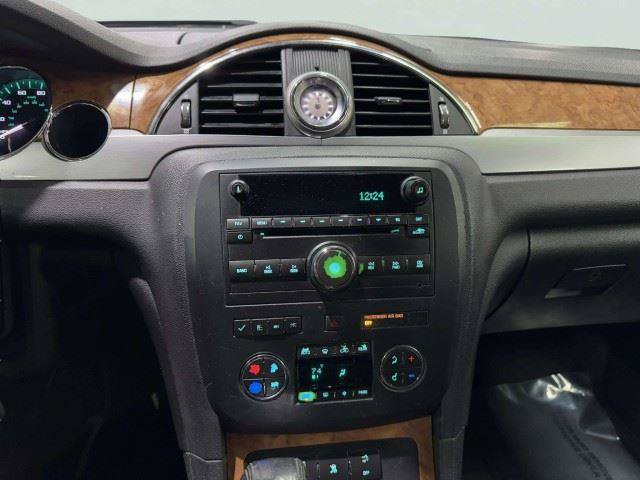 Used 2011 Buick Enclave CX FWD image 29