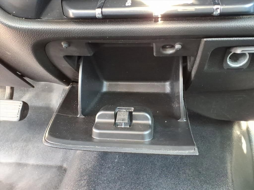 Used 2018 Chevrolet Silverado 1500 W/T image 31