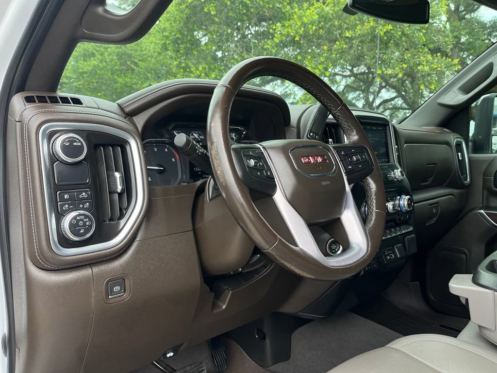 Used 2022 GMC Sierra 3500 SLT RWD image 14