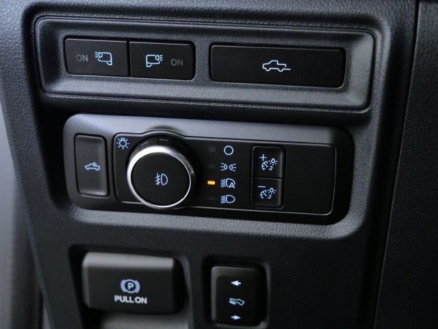 Certified 2021 Ford F150 Lariat AWD/4WD image 28