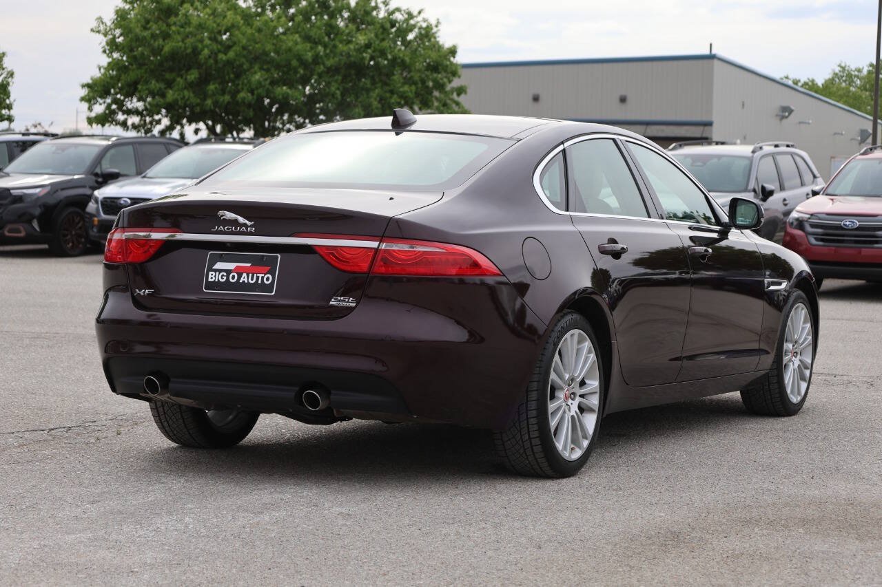 Used 2020 Jaguar XF Prestige AWD/4WD image 9