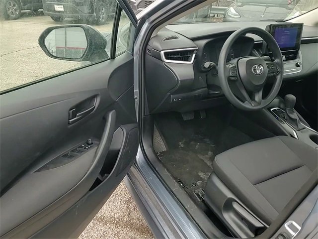 Certified 2025 Toyota Corolla LE image 9
