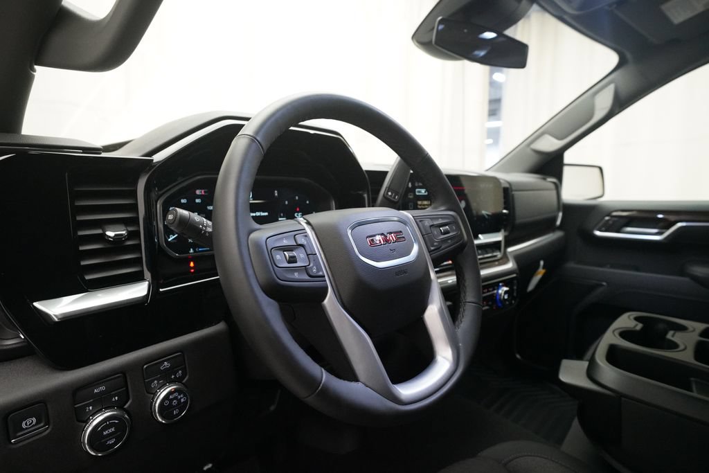 Certified 2026 GMC Sierra 1500 Elevation AWD/4WD image 8