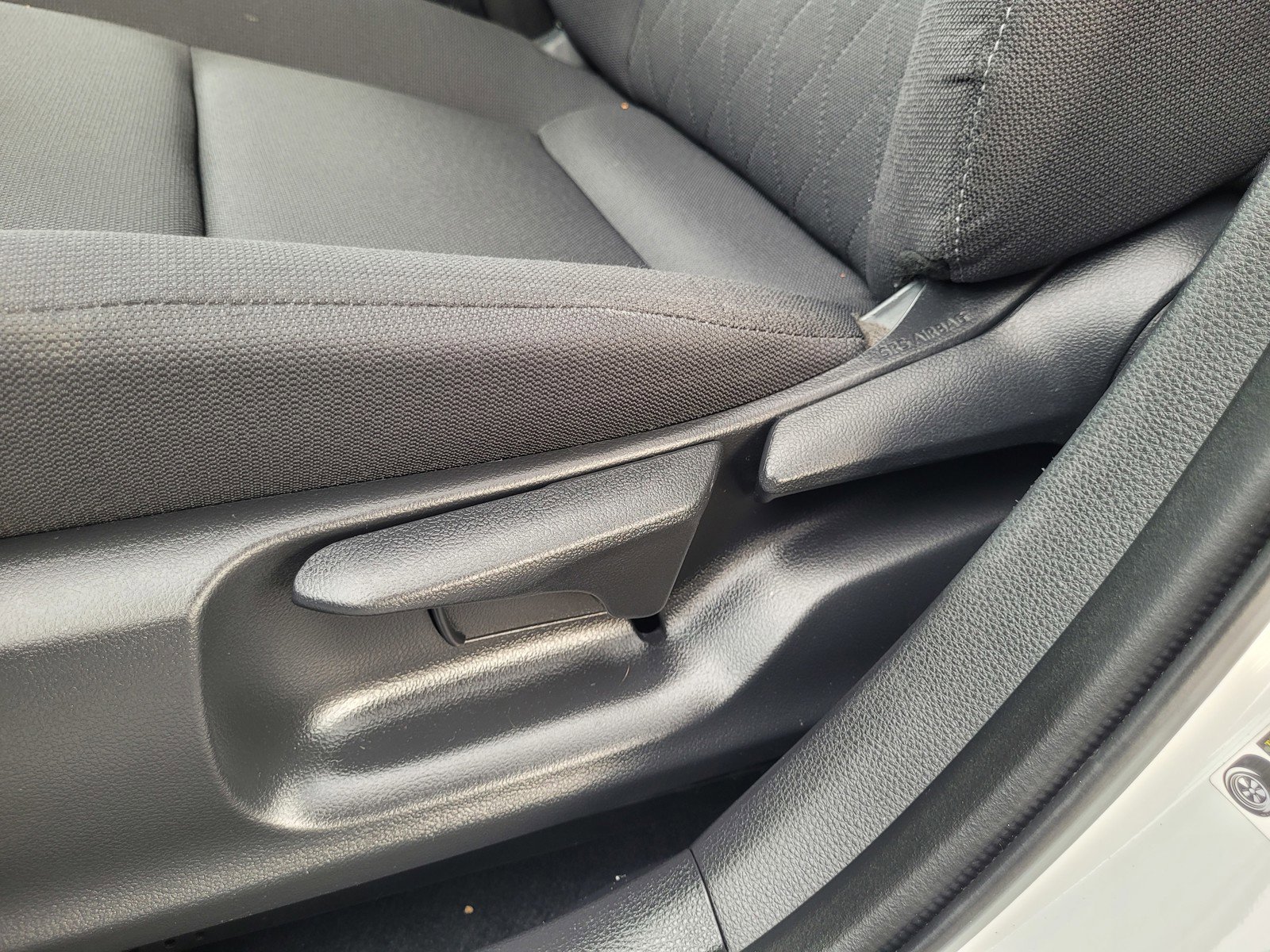 Used 2024 Toyota Corolla LE image 11