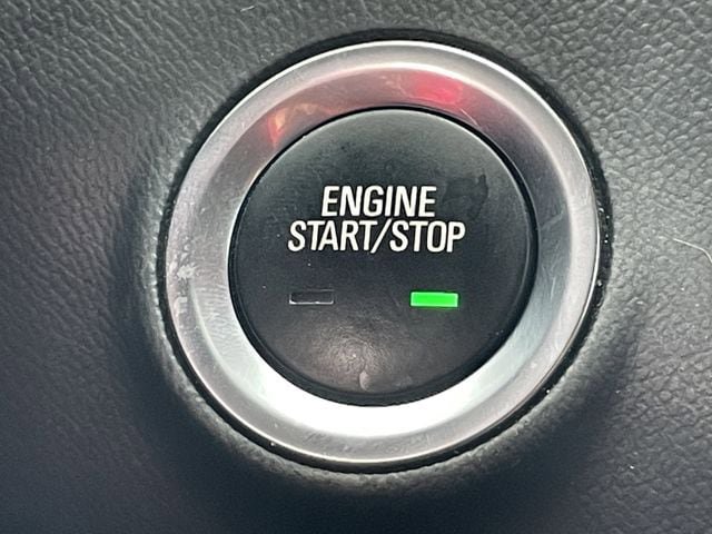 Used 2020 GMC Terrain SLT w/ Preferred Package FWD image 21