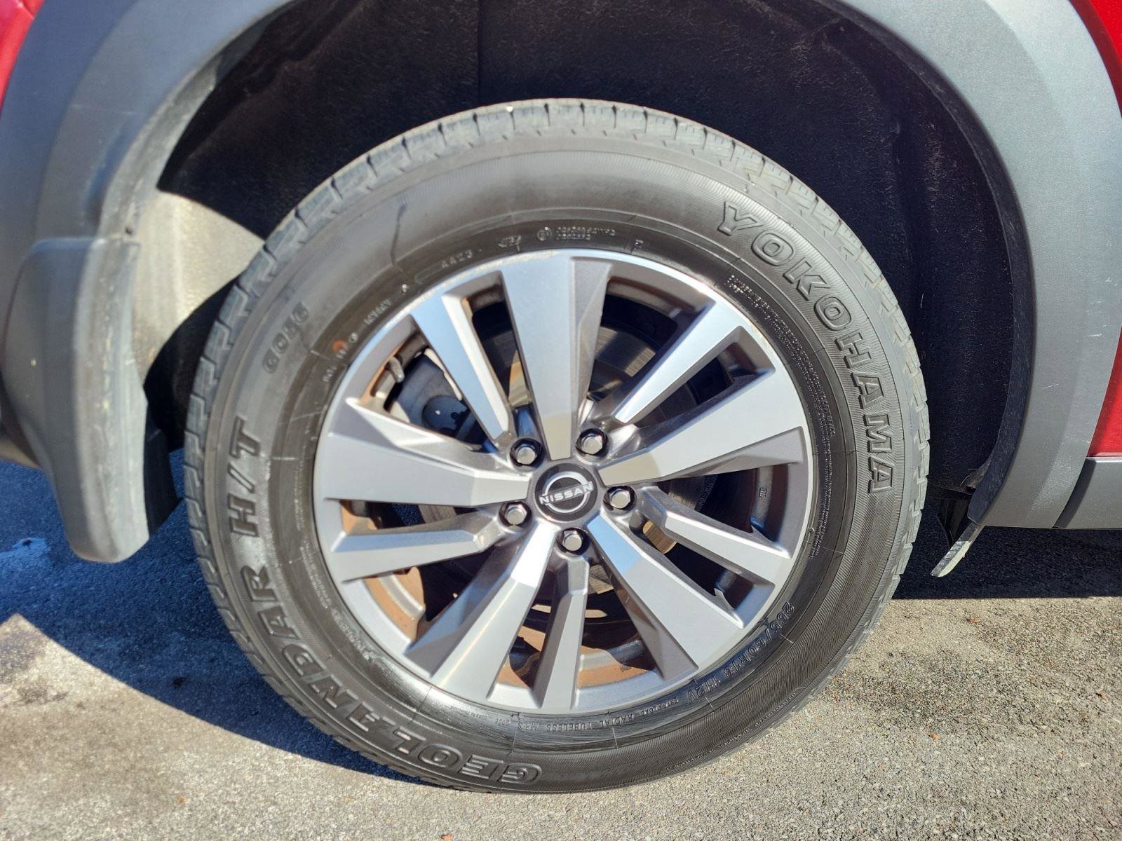 Used 2022 Nissan Pathfinder SL image 30