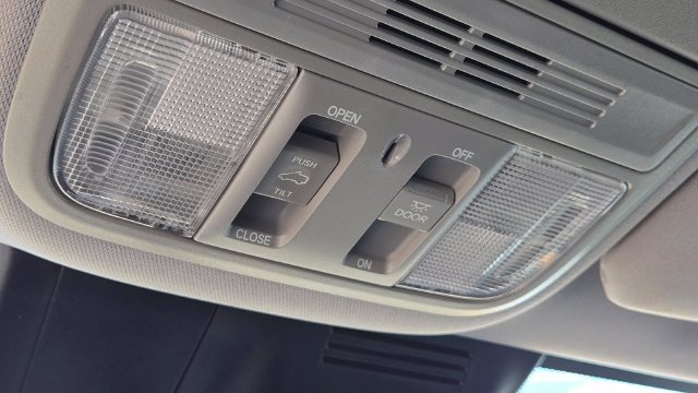 Used 2021 Honda CR-V EX image 25