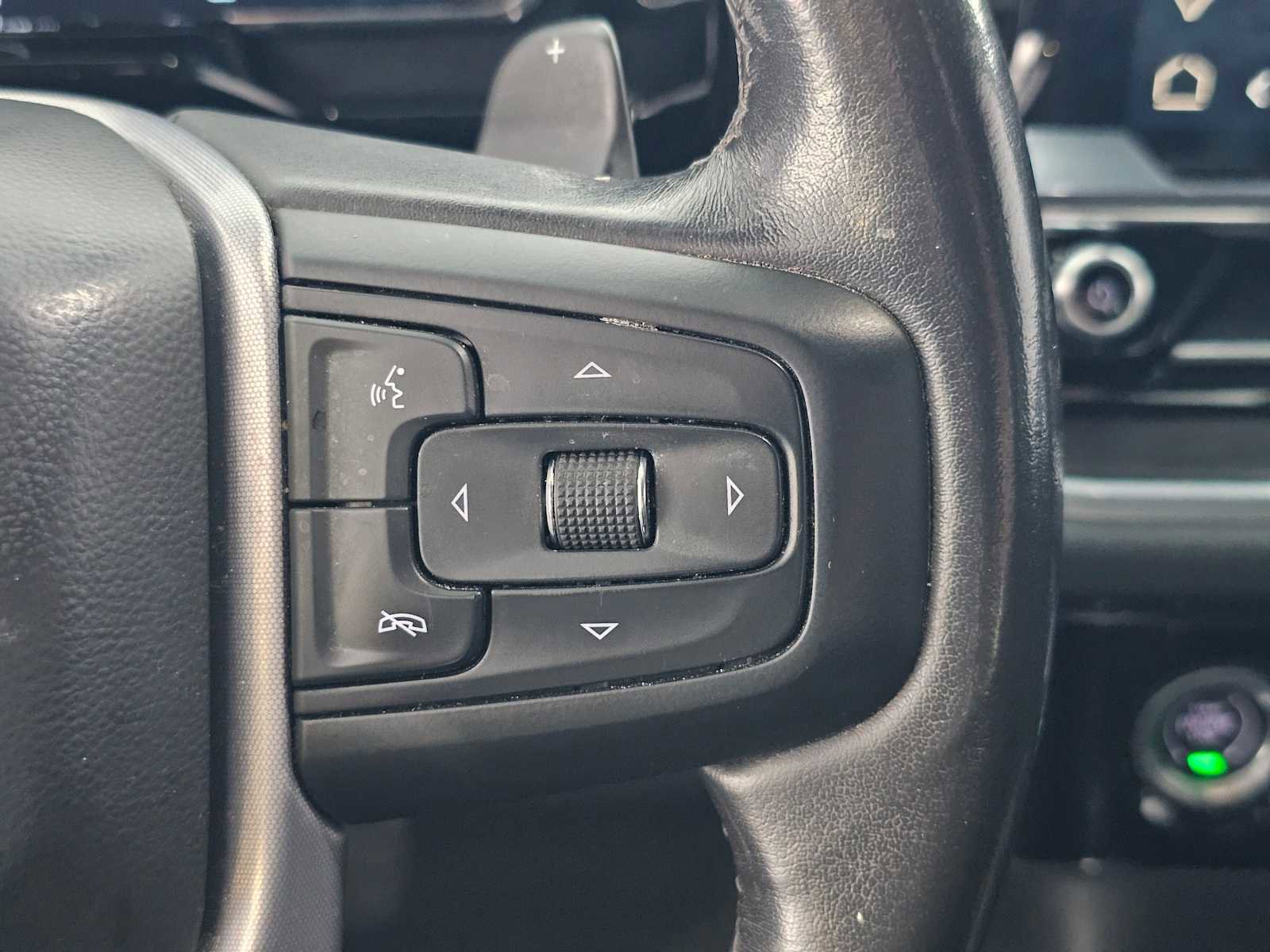 Used 2022 GMC Sierra 1500 SLT w/ SLT Convenience Package image 29