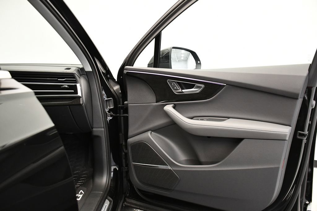 New 2025 Audi Q7 3.0T Premium Plus image 44