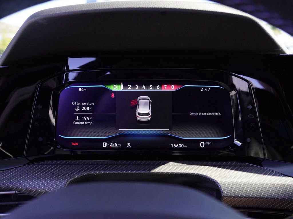 Used 2024 Volkswagen Golf R image 14