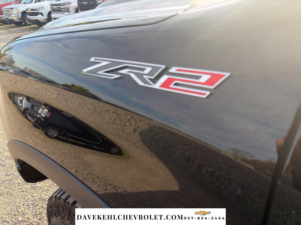 Used 2025 Chevrolet Silverado 1500 ZR2 w/ Technology Package AWD/4WD image 40