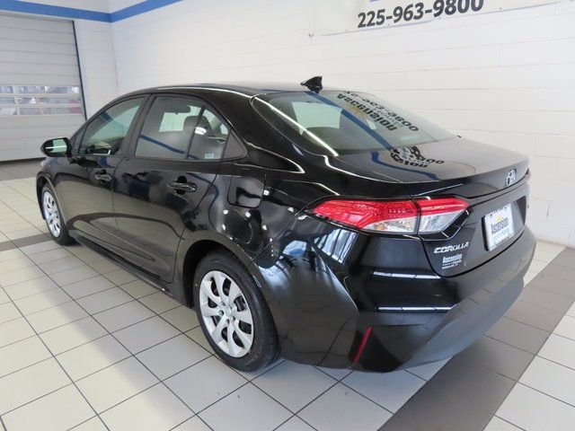 Used 2024 Toyota Corolla LE image 11