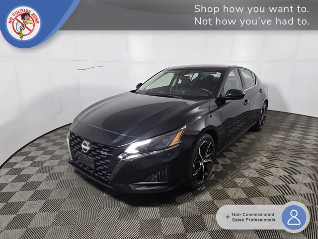 Used 2024 Nissan Altima 2.5 SR