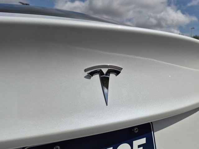 Used 2021 Tesla Model 3 Standard Range Plus RWD image 16