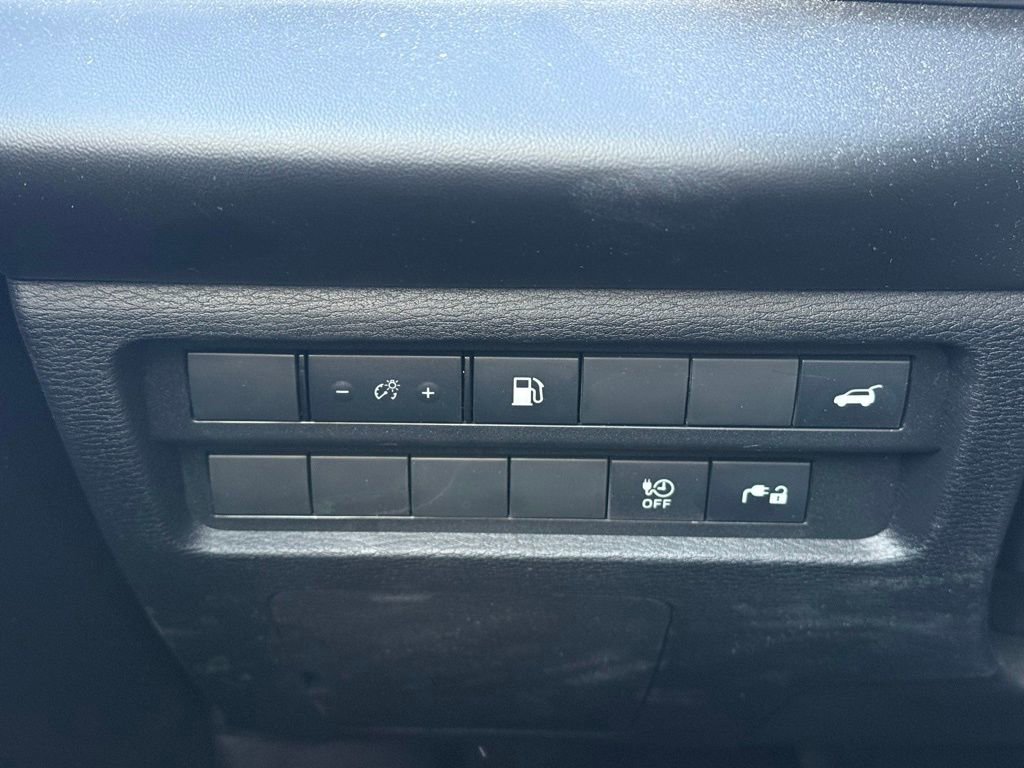 Used 2025 Mitsubishi Outlander SE AWD/4WD image 9