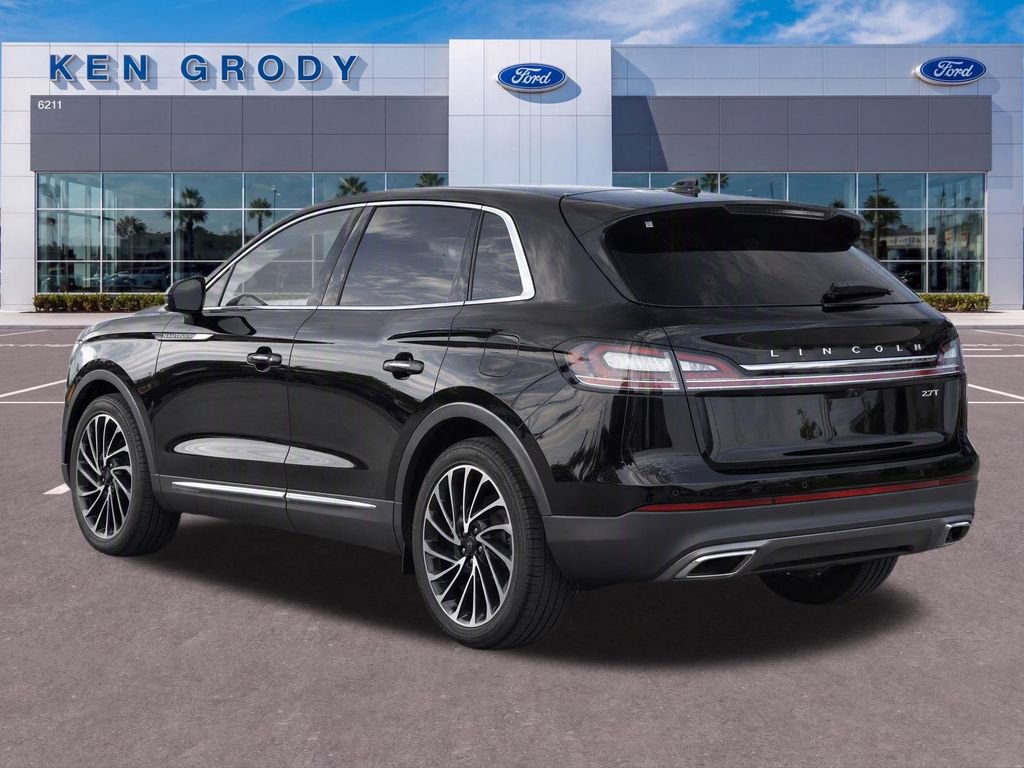 Used 2019 Lincoln Nautilus Reserve w/ Driver Assistance Package FWD image 4