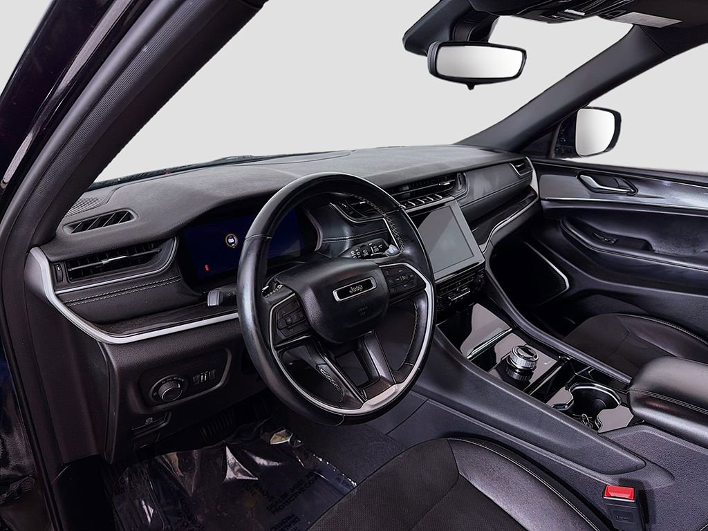 Used 2022 Jeep Grand Cherokee L Laredo image 20