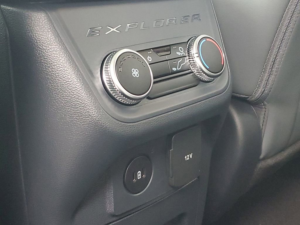 New 2026 Ford Explorer Active image 31