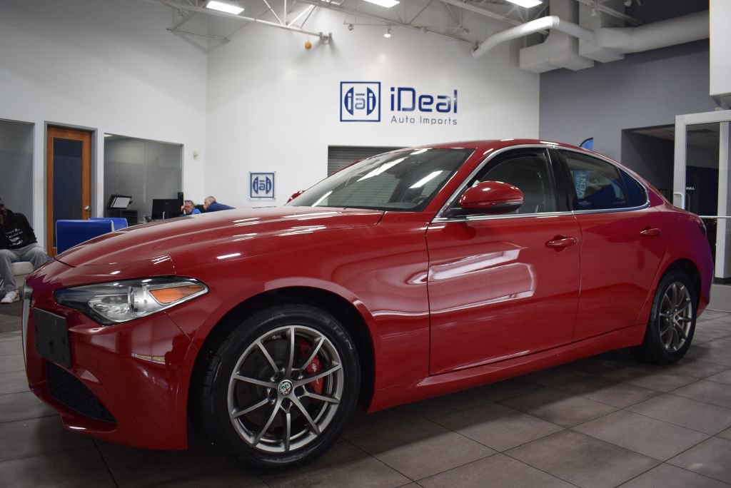 Used 2019 Alfa Romeo Giulia AWD w/ Cold Weather Package image 1