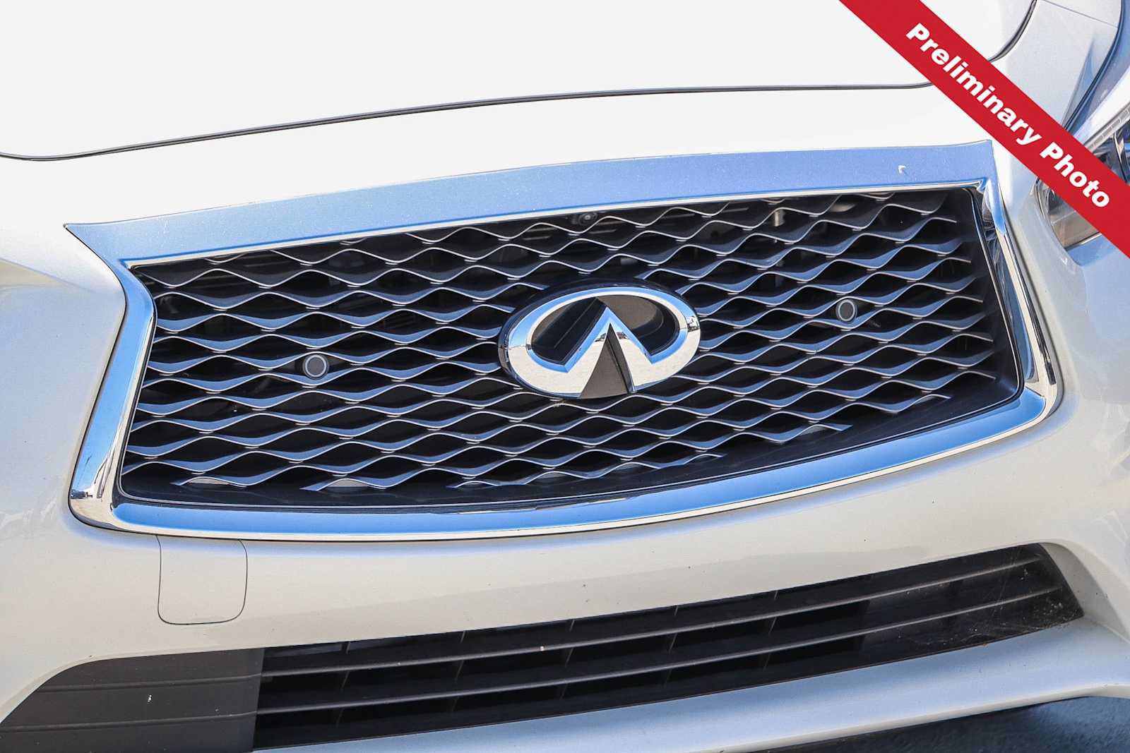 Used 2024 INFINITI Q50 Luxe w/ Cargo Package RWD image 5