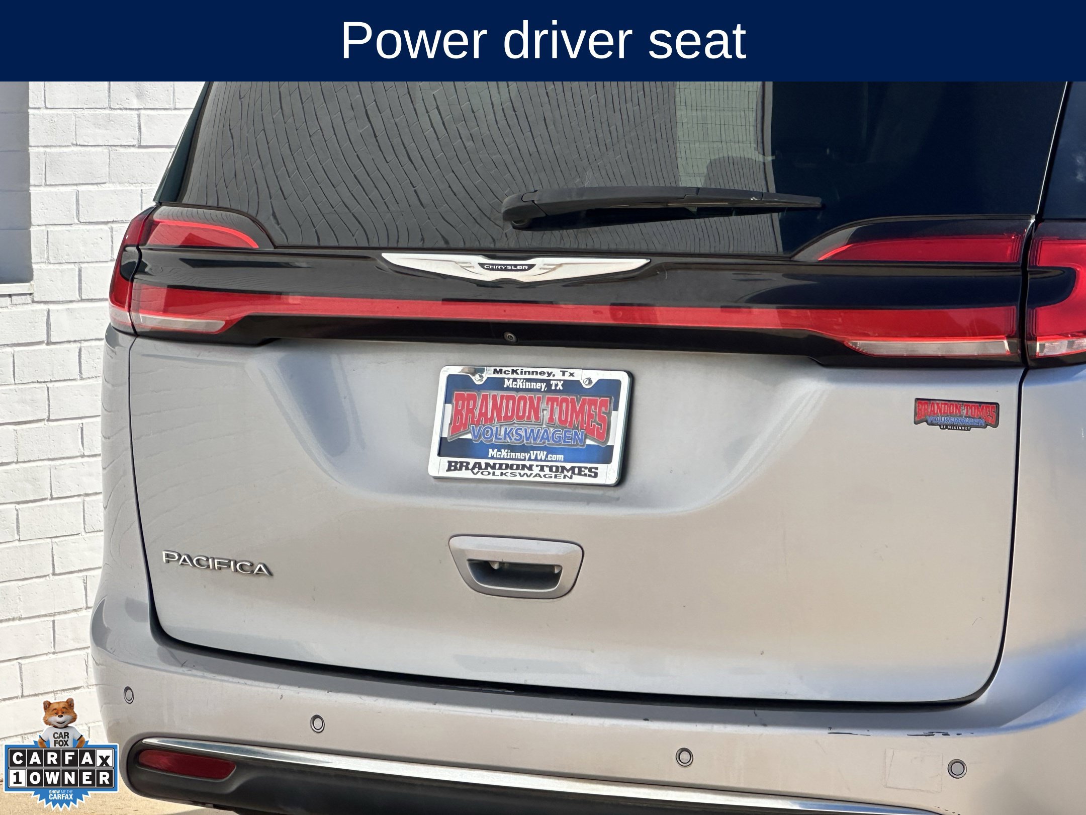 Used 2021 Chrysler Pacifica Touring-L FWD image 7