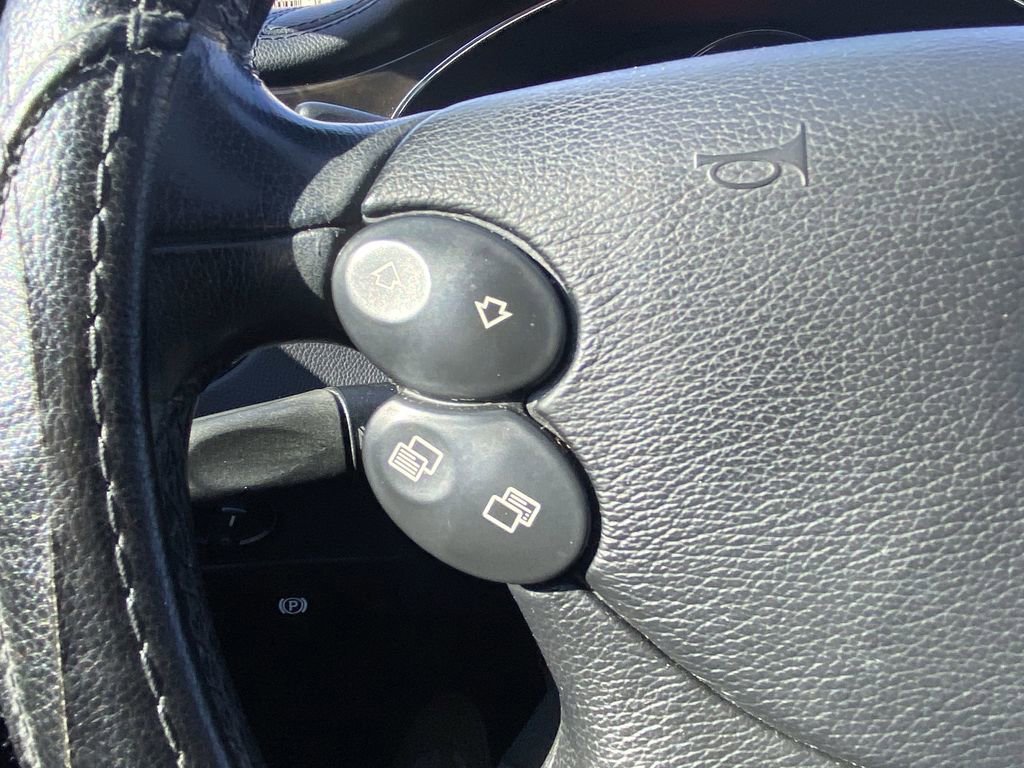 Used 2006 Mercedes-Benz CLS 500 CLS 500 image 11