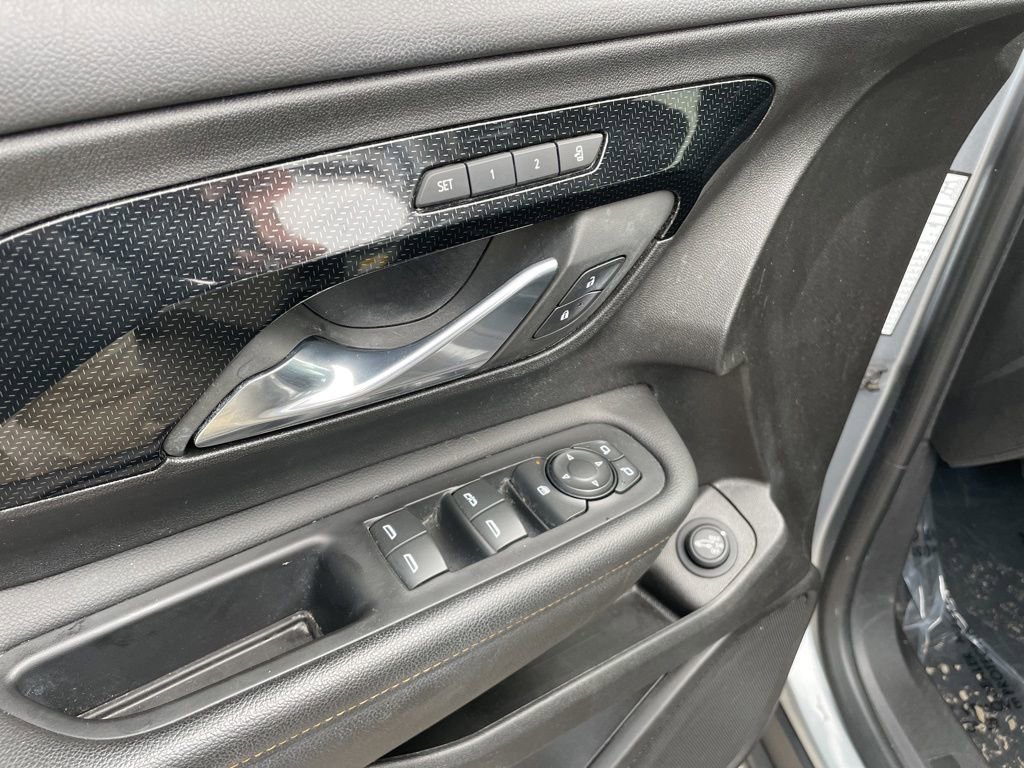 Used 2023 GMC Terrain AT4 image 6