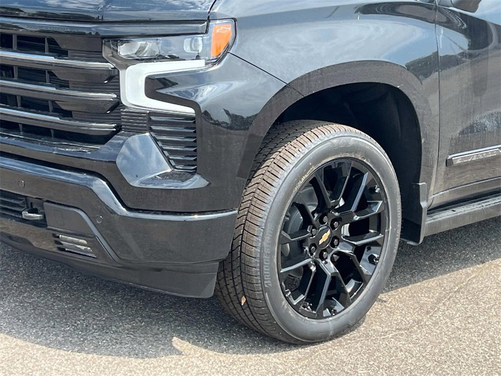 New 2026 Chevrolet Silverado 1500 High Country w/ High Country Premium Package image 8