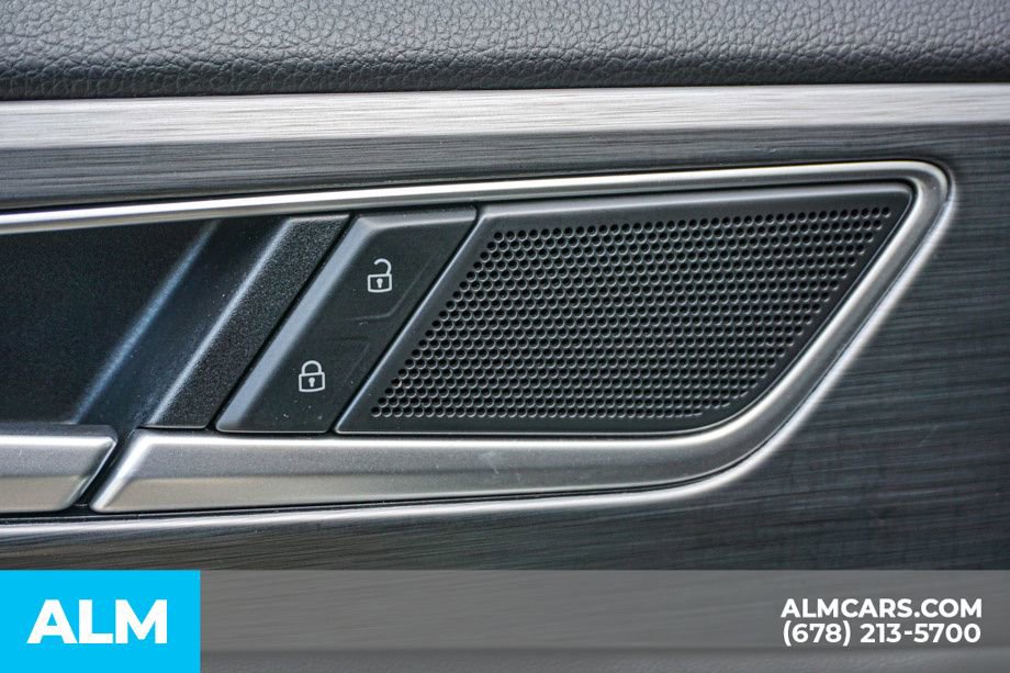 Used 2024 Volkswagen Atlas Cross Sport SE image 50