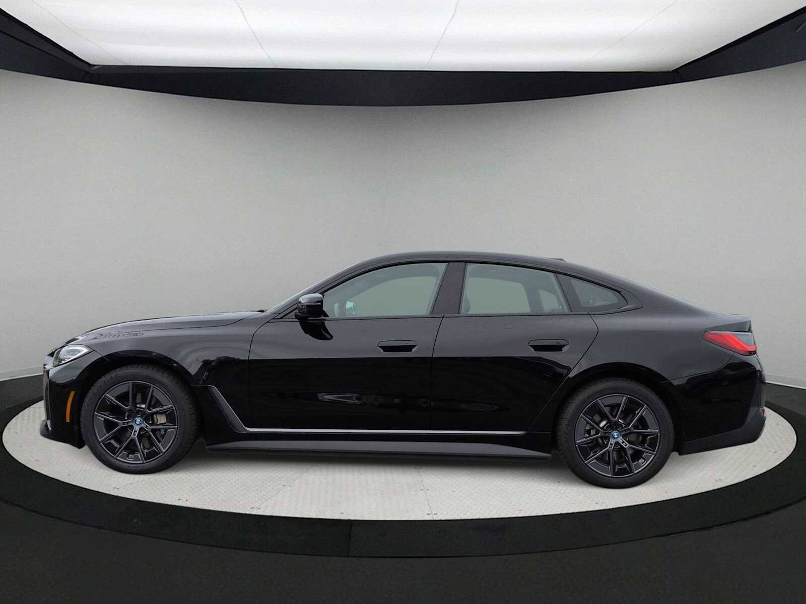 Certified 2023 BMW i4 eDrive35 RWD image 5