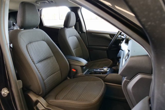 Used 2023 Ford Escape Active image 16
