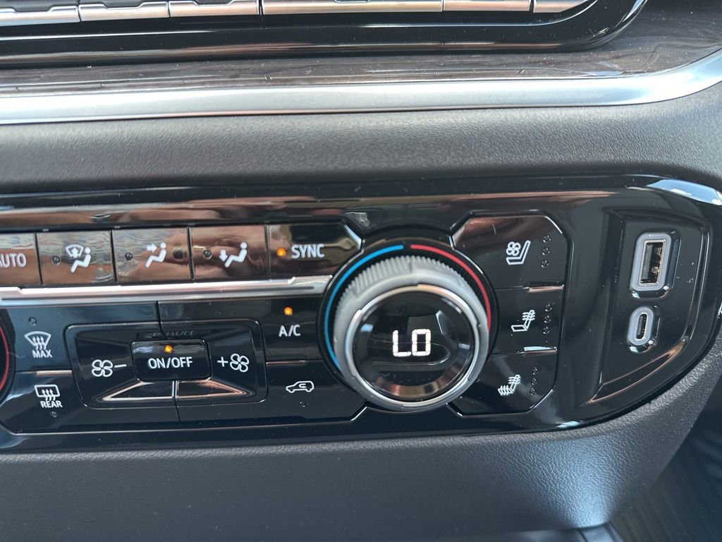 New 2025 Chevrolet Silverado 2500 LTZ w/ LTZ Plus Package image 20