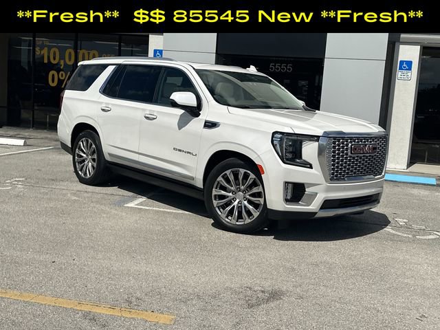 Used 2022 GMC Yukon Denali w/ Denali Ultimate Package AWD/4WD image 2