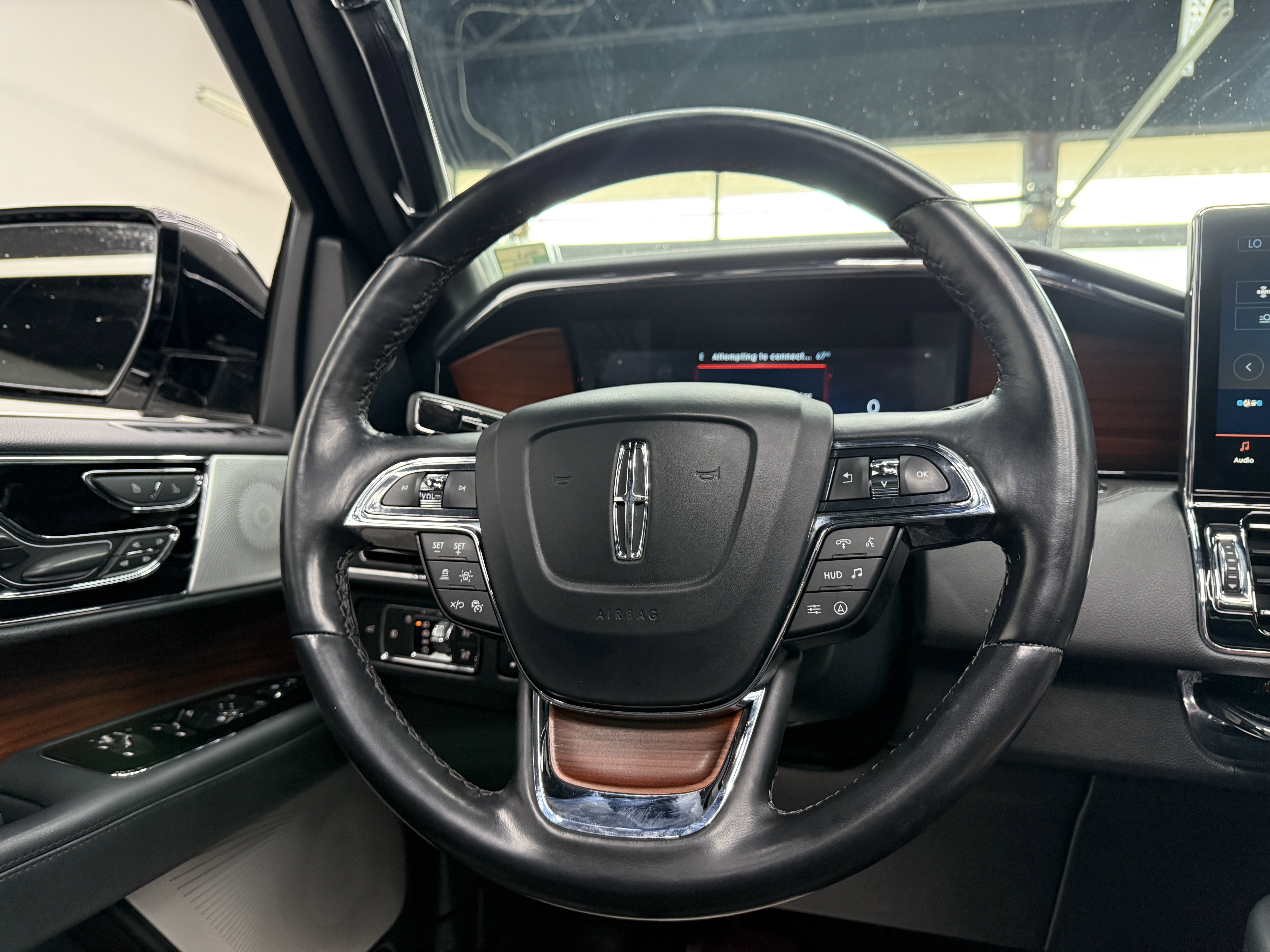 Used 2022 Lincoln Navigator Reserve w/ Equipment Group 201A image 16