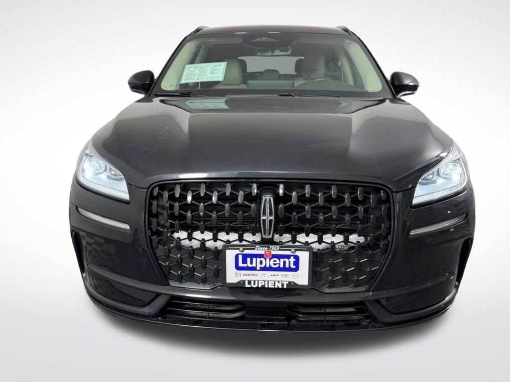 Used 2023 Lincoln Corsair Reserve w/ Jet Appearance Package AWD/4WD image 11
