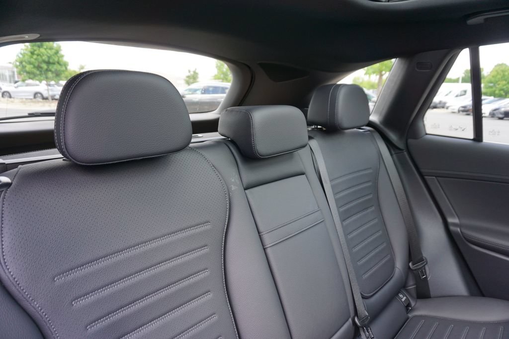 Certified 2025 Mercedes-Benz GLC 300 4MATIC image 62