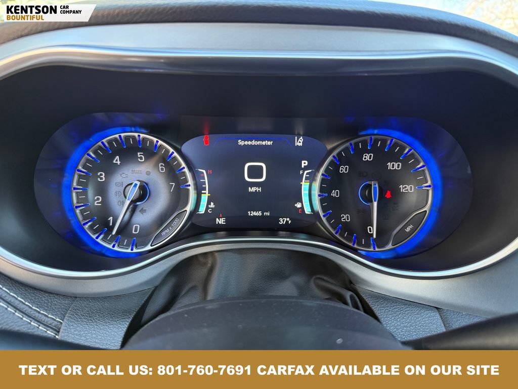 Used 2026 Chrysler Pacifica Limited image 14