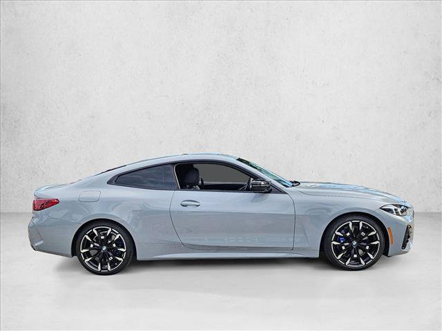 Used 2025 BMW M440i Coupe w/ Premium Package RWD image 4