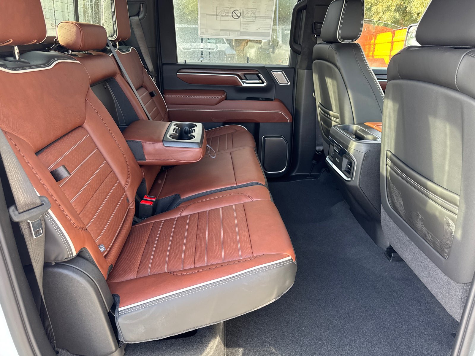 New 2026 GMC Sierra 3500 Denali Ultimate w/ LPO, Black Badging Package AWD/4WD image 19