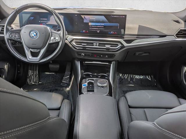Used 2023 BMW i4 eDrive40 w/ Premium Package RWD image 19
