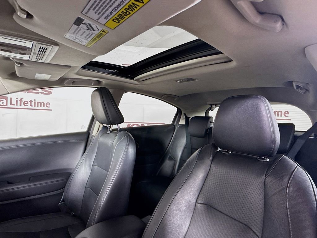 Used 2019 Honda HR-V EX-L image 10