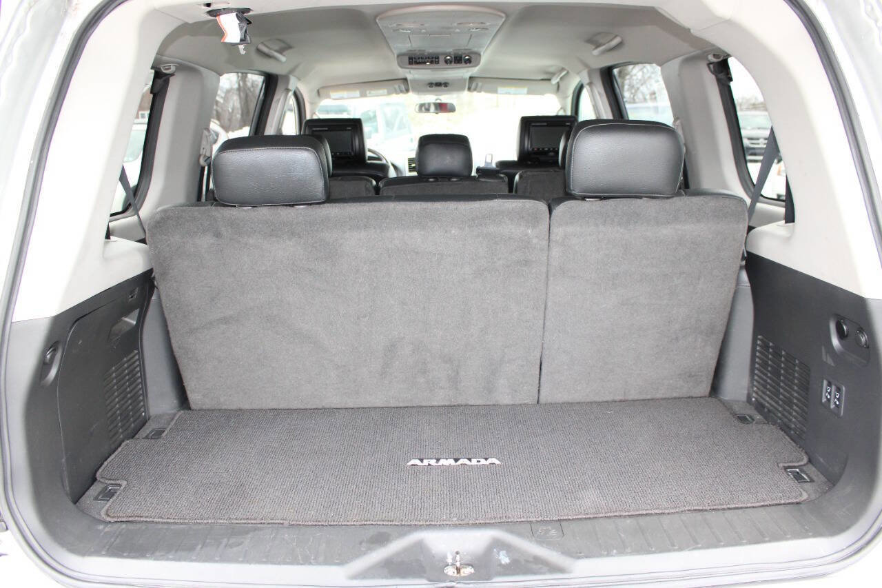 Used 2010 Nissan Armada SE image 27