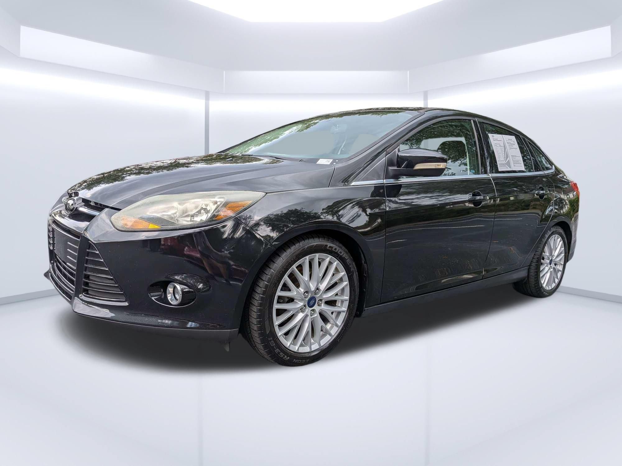 Used 2014 Ford Focus Titanium FWD image 7