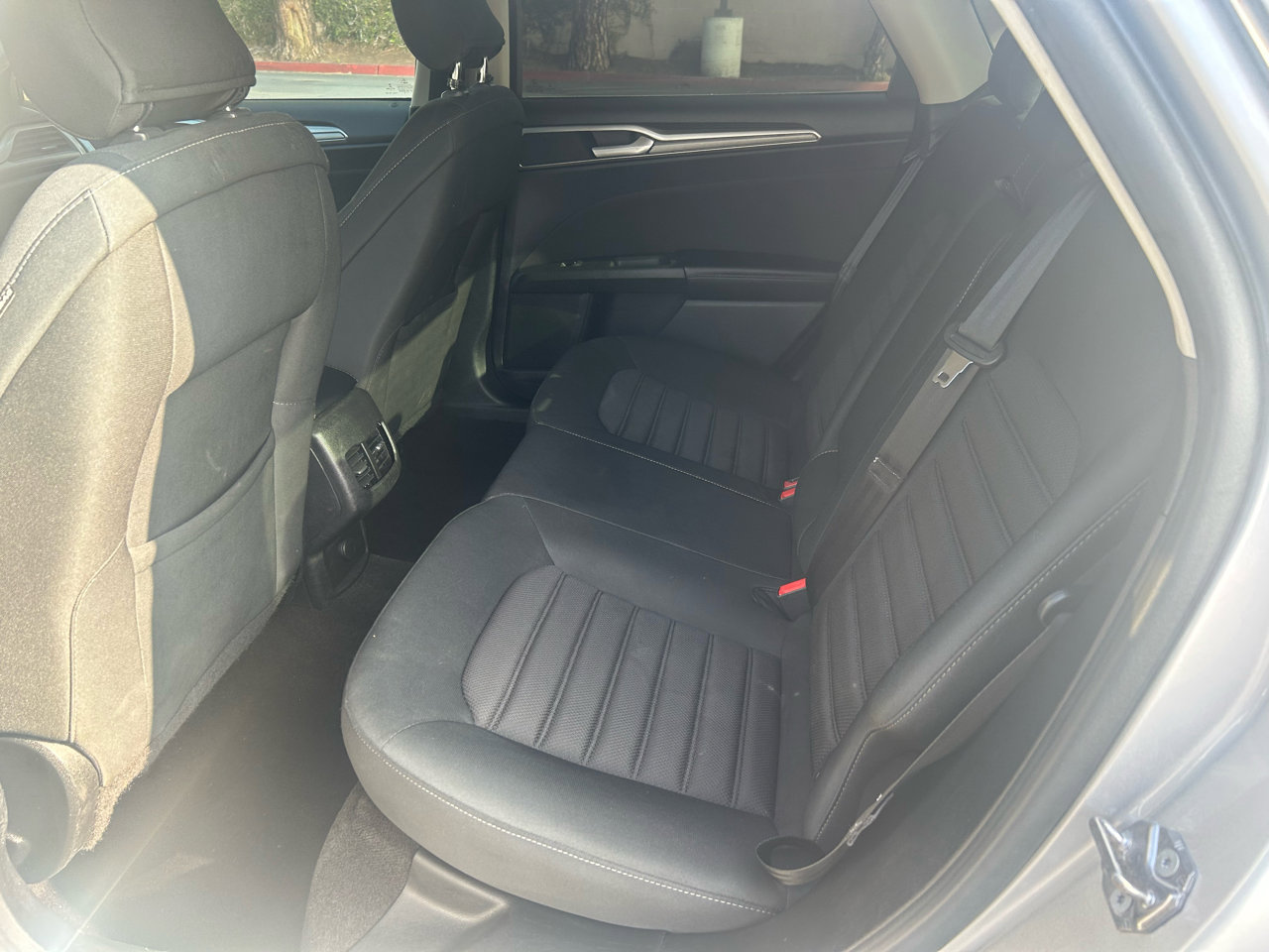 Used 2019 Ford Fusion SE image 10