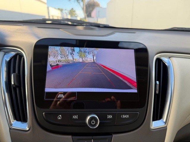 Used 2024 Chevrolet Malibu LT image 18